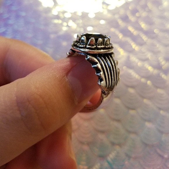 💎 Black gem stone metal ring - Picture 2 of 4